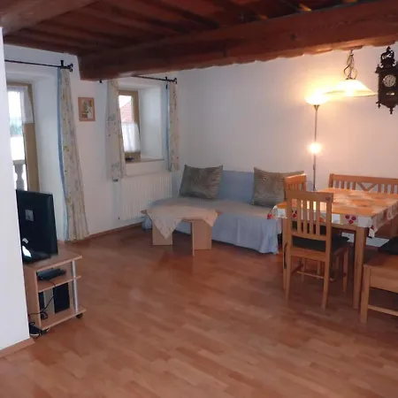 Hauer Hof Apartment *